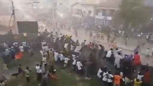 Over 100 Killed Amid Clashes Between Fans At Football Match In Guinea gnr 
