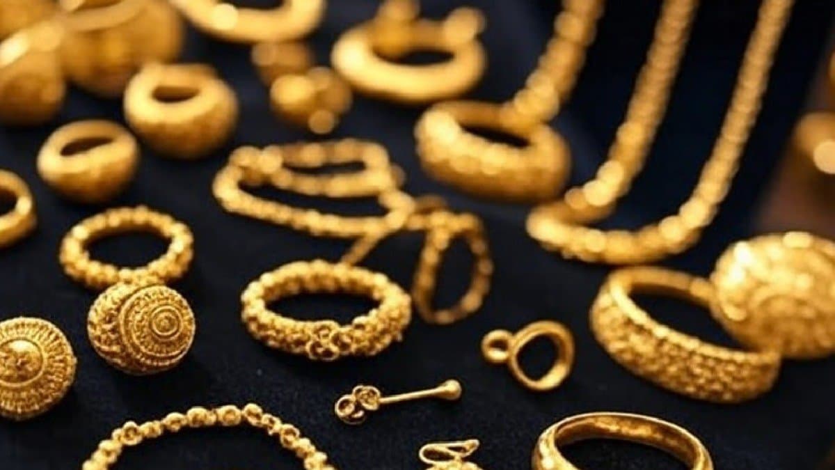 Gold Price Huge change in This Evening again Check 22 and 24 Carat Gold Price On 30 October Evening
