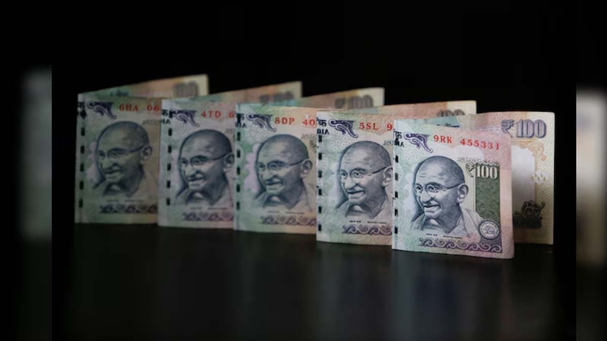 Rs 1000 monthly SIP grows to over Rs one crore in 30 years