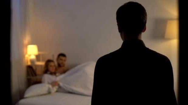 Will Cut Into pieces Man Gets Death Threats From Wife and Her Lover in Uttarpradesh