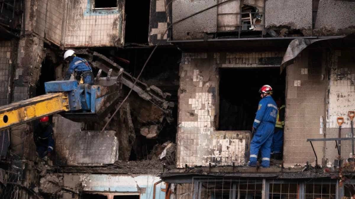 Ukraine launches major drone attack on Moscow