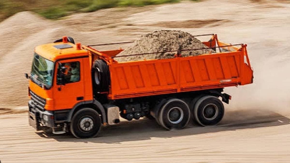 Sand Mafia Attacks Govt Officials In UPs Jhansi Flee With Seized Tractors