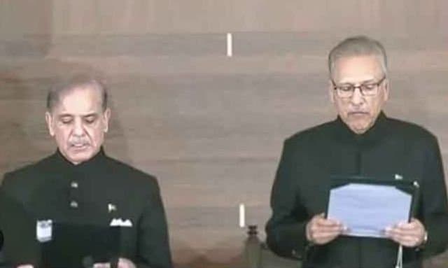 Pak PM: পাকিস্তানের ‌প্রধানমন্ত্রী হিসেবে শপথ নিলেন শাহবাজ শরিফ