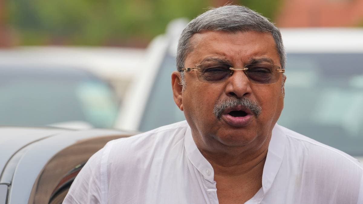 TMC MP Kalyan Banerjee Attacks Suvendu Adhikari 