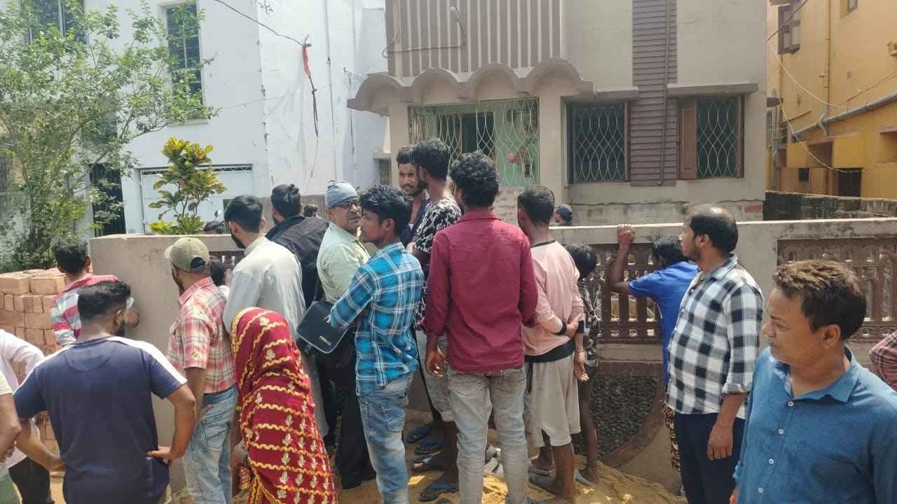 Two Construction Worker Dead Body found In Water Reservoir in Asansol