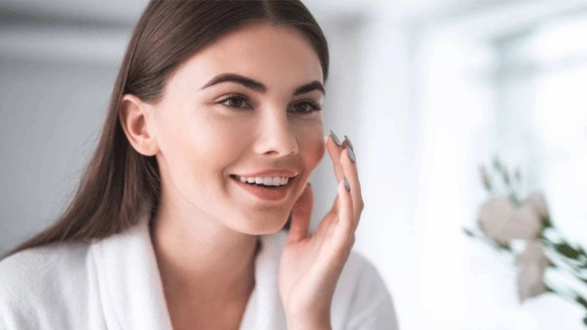 This home made cream gives you natural glow on skin 