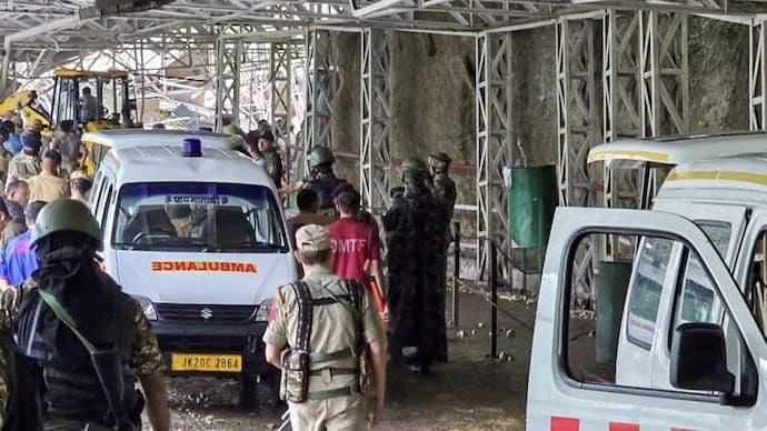  30 Killed Several Feared Trapped In Landslides On Vaishno Devi Route 