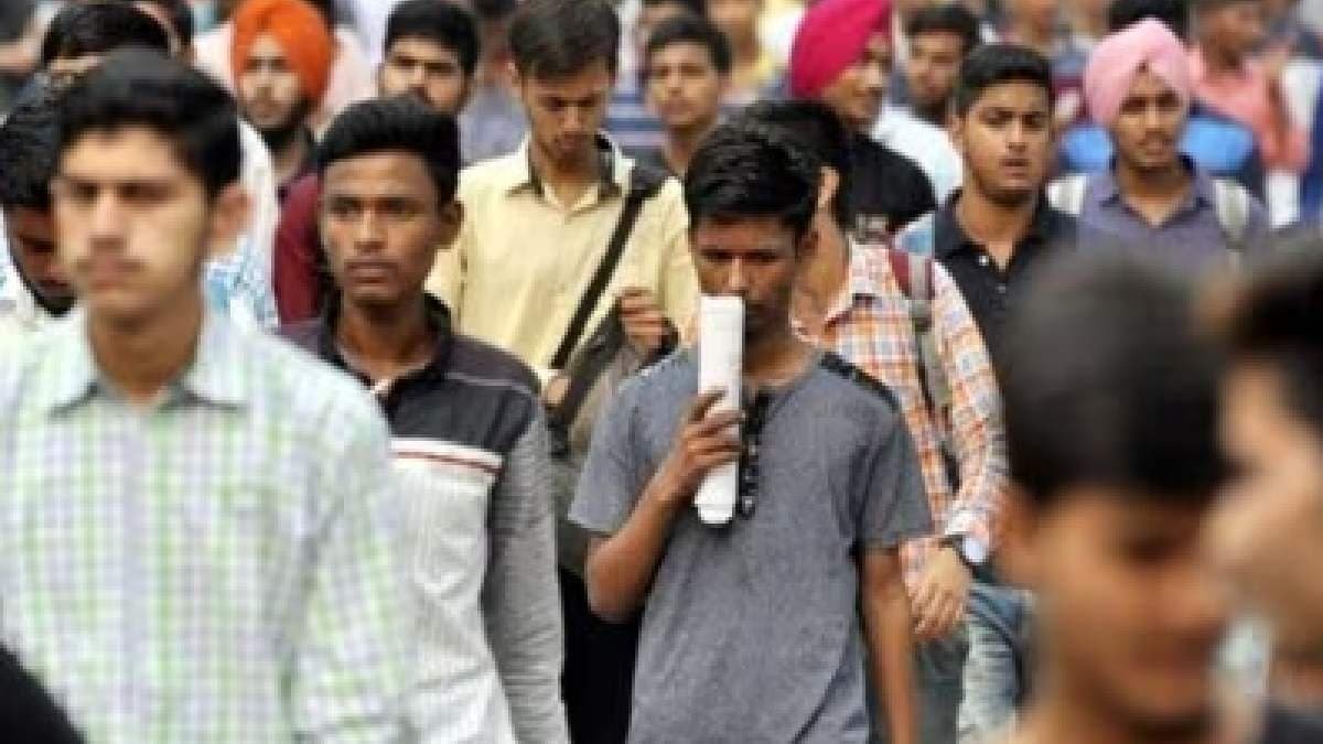 Huge difference between govt job creation promises and reality in India