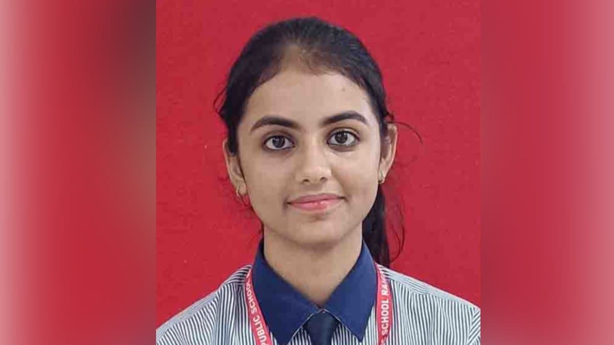 Success Story of TIGPS Raiganj student Yashika Chandak 