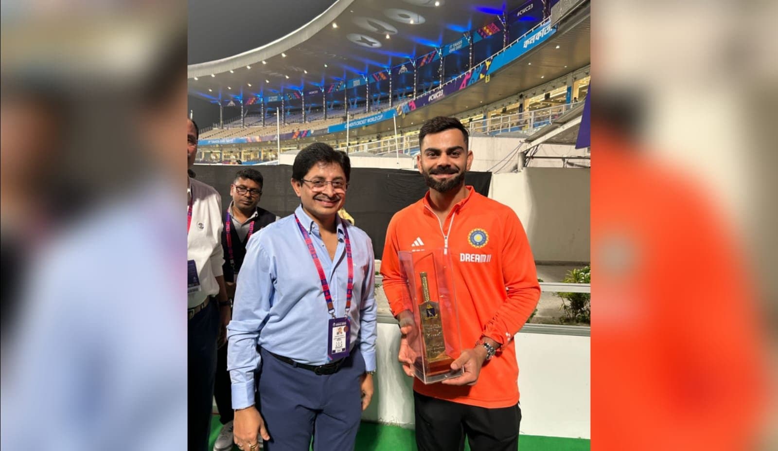 Virat Kohli: সোনায় মোড়া ব্যাট উপহার সিএবির, জায়ান্ট কেক কাটলেন বিরাট