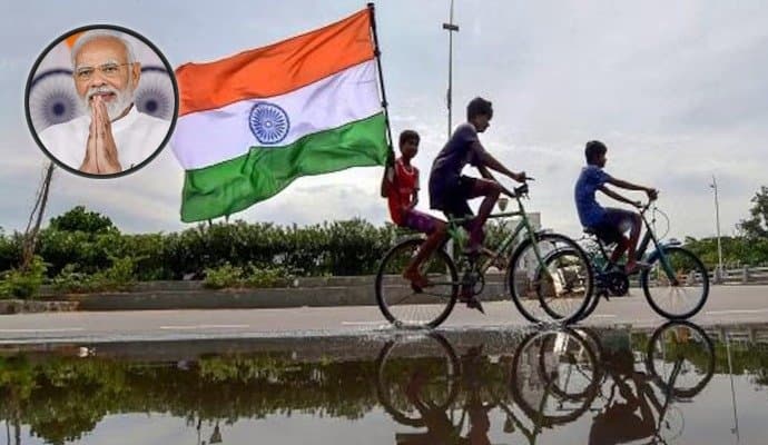 Change profile pictures to Tricolour, PM Modi to netizens gnr