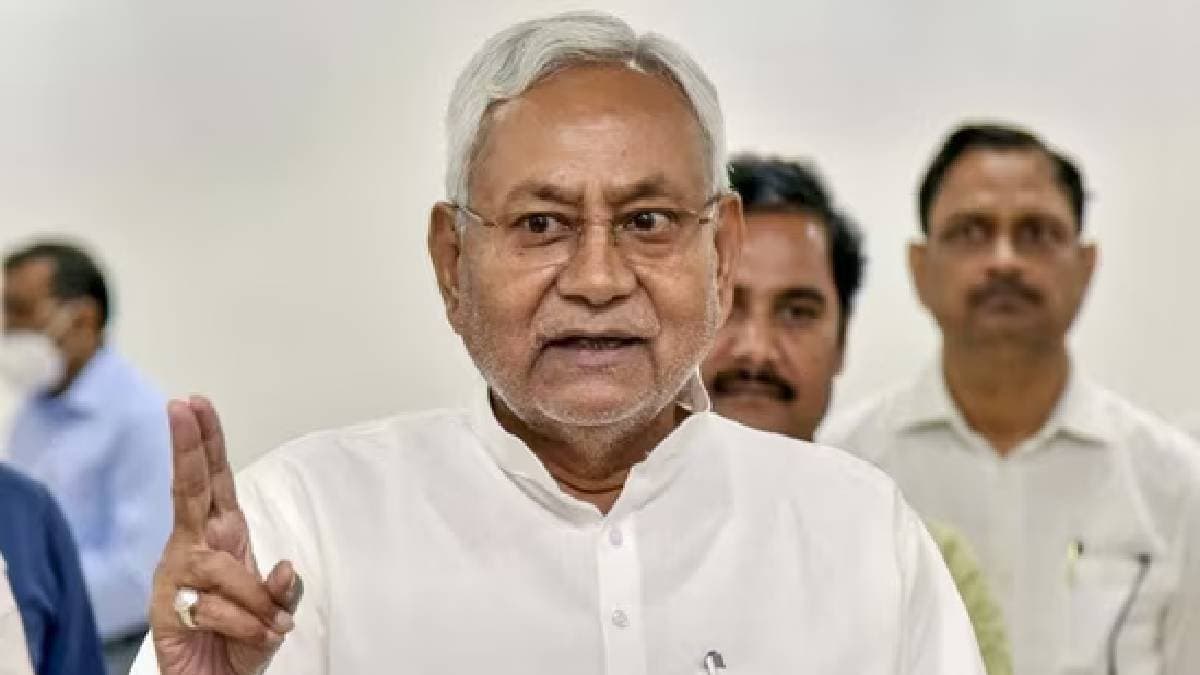 Nitish Kumars Mistake Reply To Lalu Yadavs Doors Open Comment
