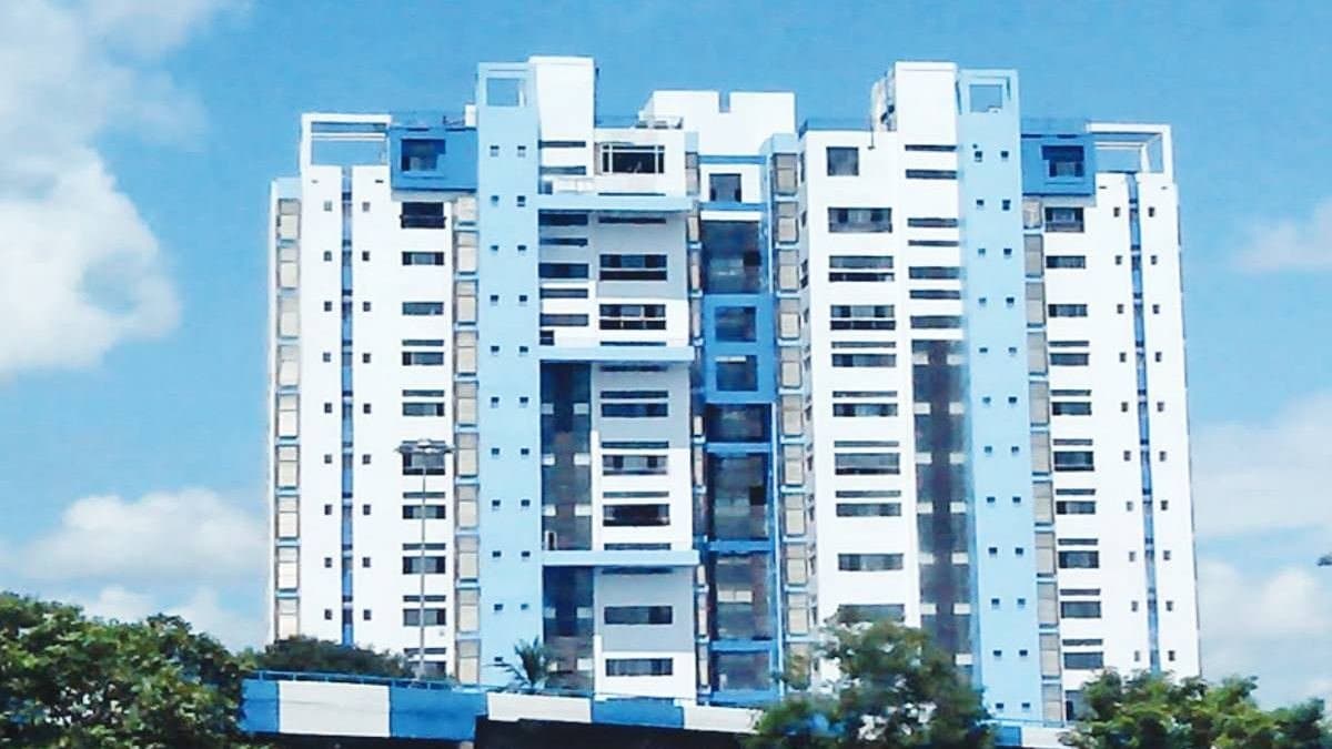 Half day on first july for government employees in west bengal 