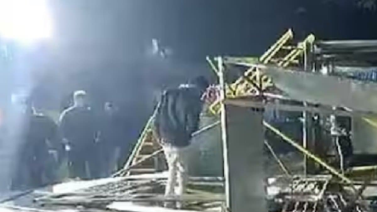  30, including children, injured as iron gate collapses gnr