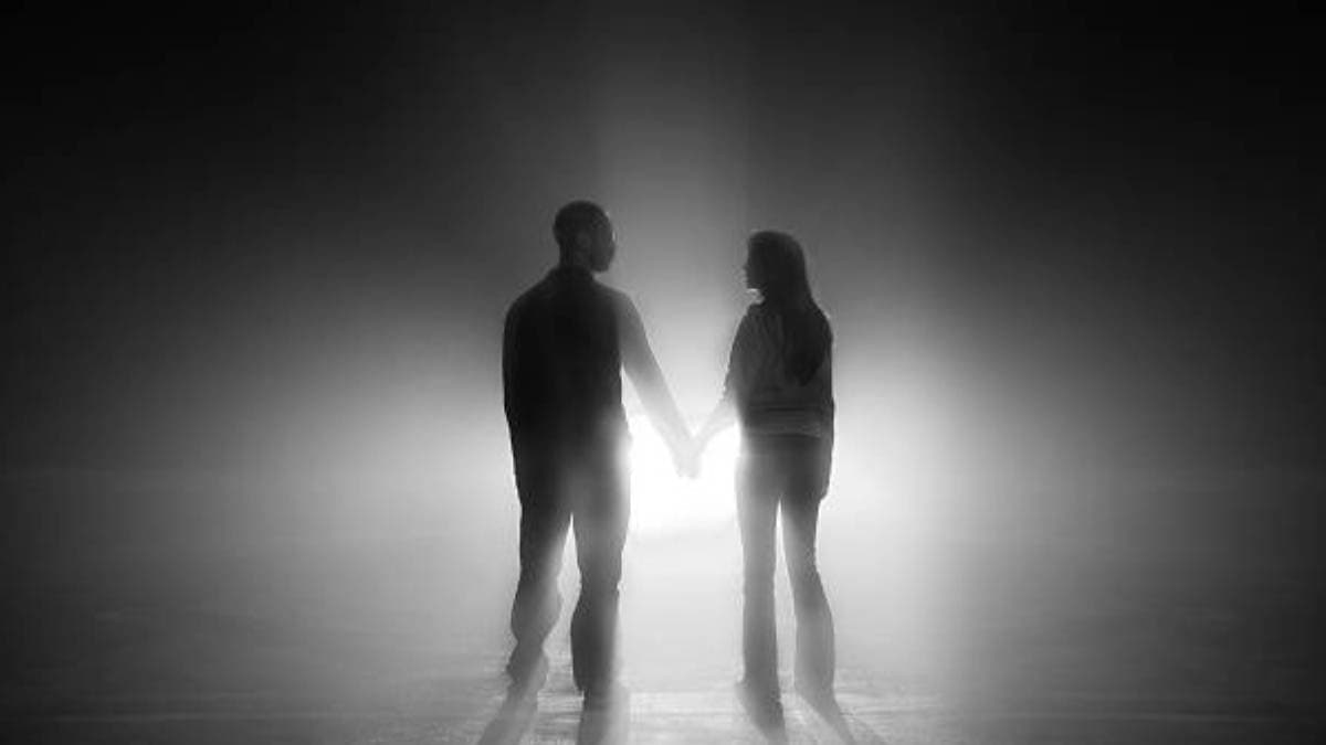 Housewives strangely eloping in barasat