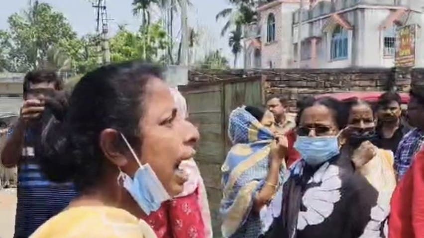Naihati Amonia Gas Leak From Factory Many fell ill