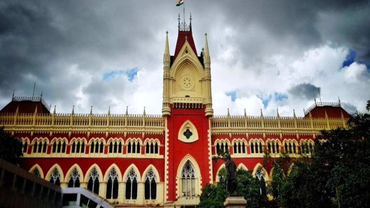 Calcutta High court ordered Berhampore municipality to pay all pending gratuity to the retired employees
