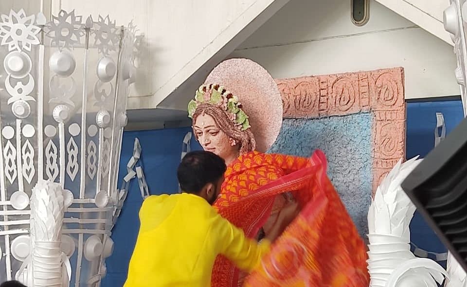 সরস্বতীর নগ্ন প্রতিমাকে পুজো, উত্তাল ত্রিপুরার সরকারি চারুকলা বিদ্যালয়