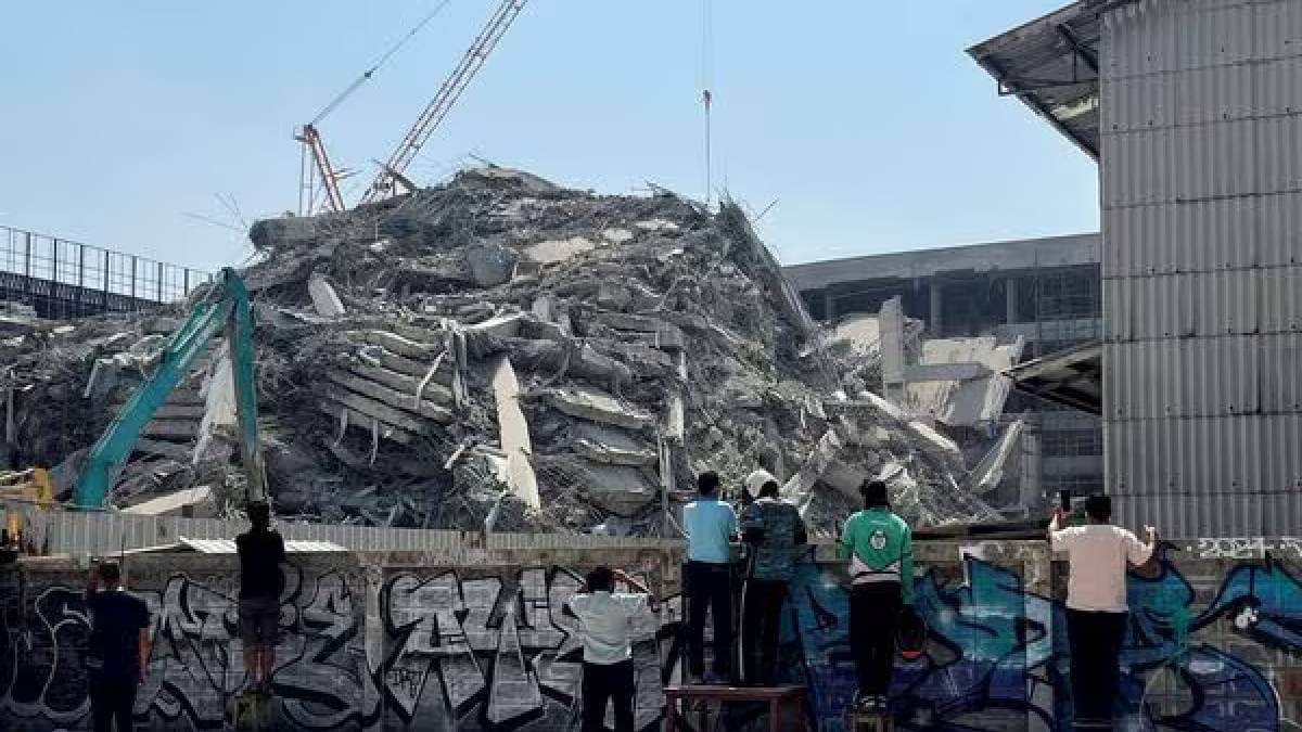 Over 144 people killed and 732 injured as earthquakes hit Myanmar Bangkok