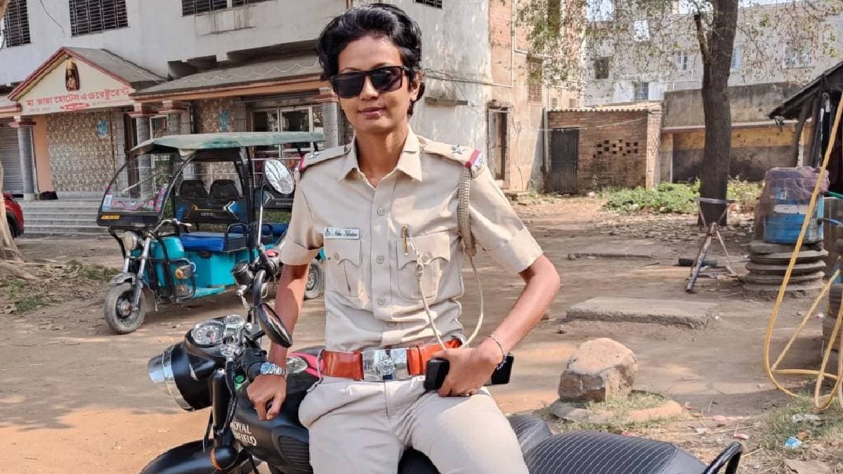 Police arrested a fake lady police officer for allegedly cheating