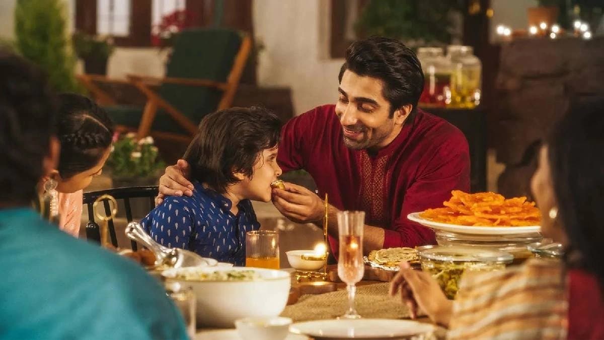 Doctors suggest not to go to sleep right after having dinner