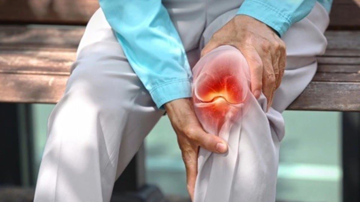 Black Cumin Seed helps to fight arthritis  joint stiffness and it has many health benefits 