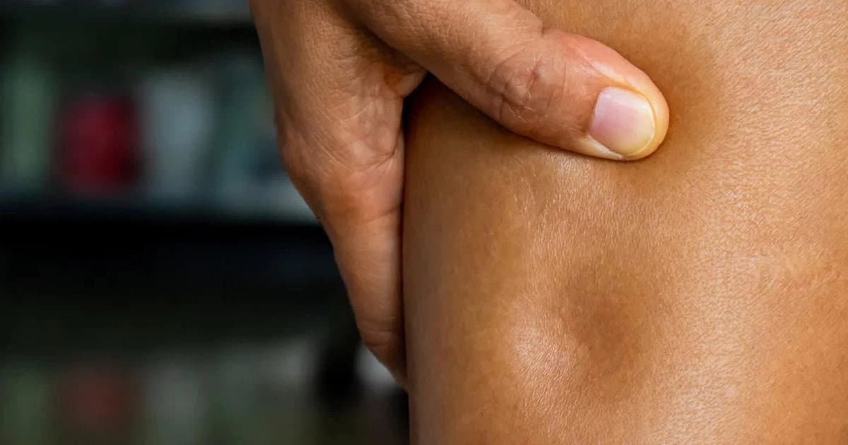 his five second examination can tell if you are having a heart attack