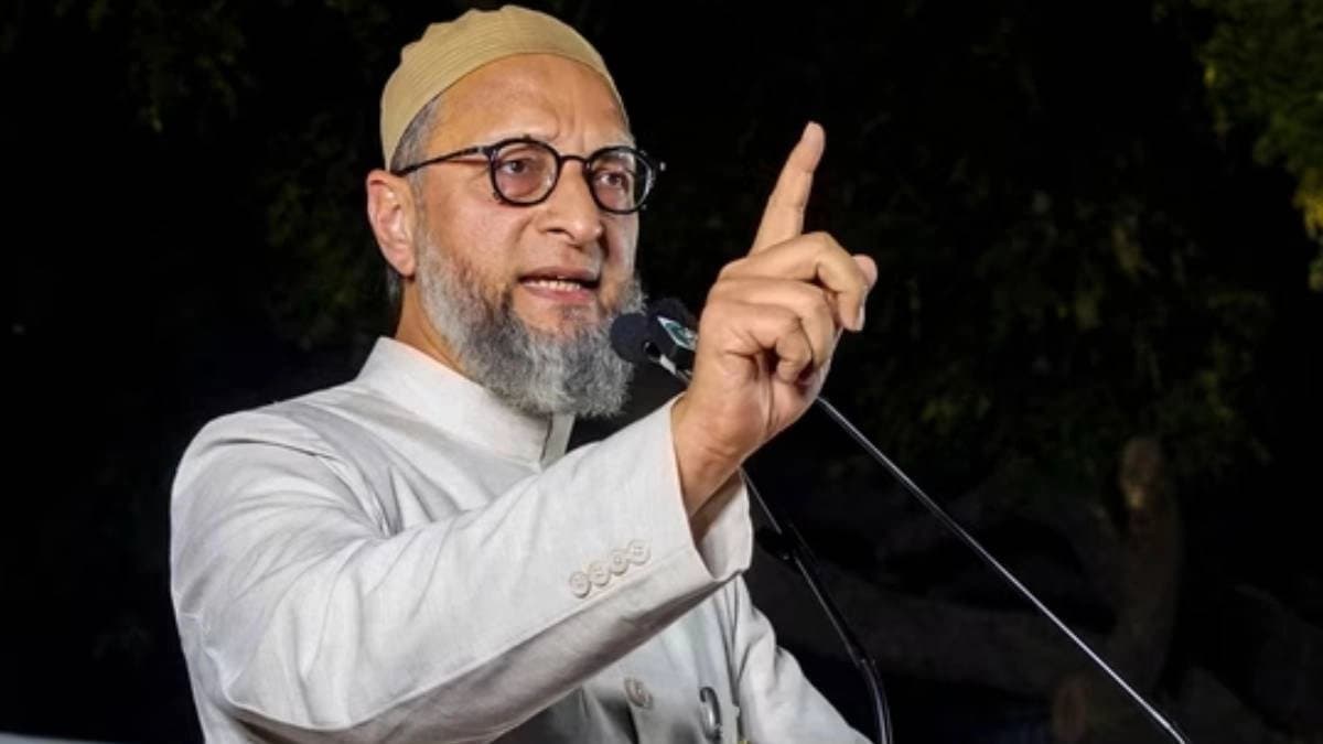 destruction of waqf property following the interim order of the Supreme Court