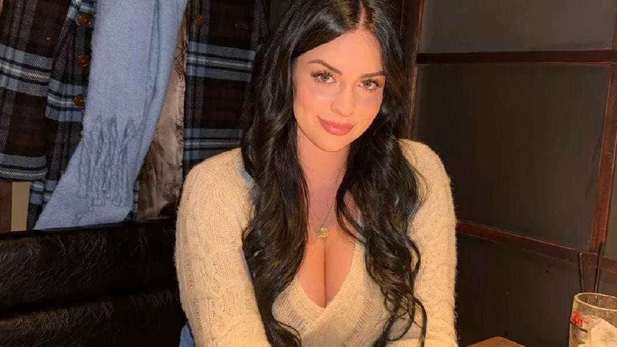 Model makes bizarre content for her fans to earn millions