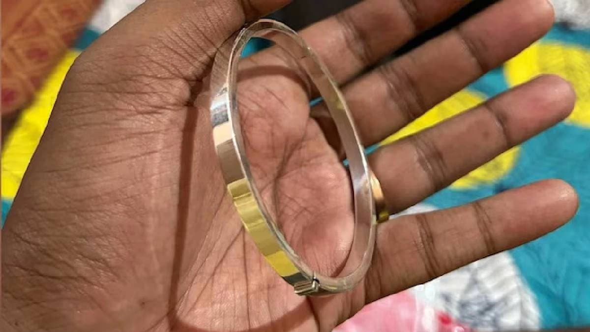 Bengaluru Landlord Gifts Tenant Silver Kadha