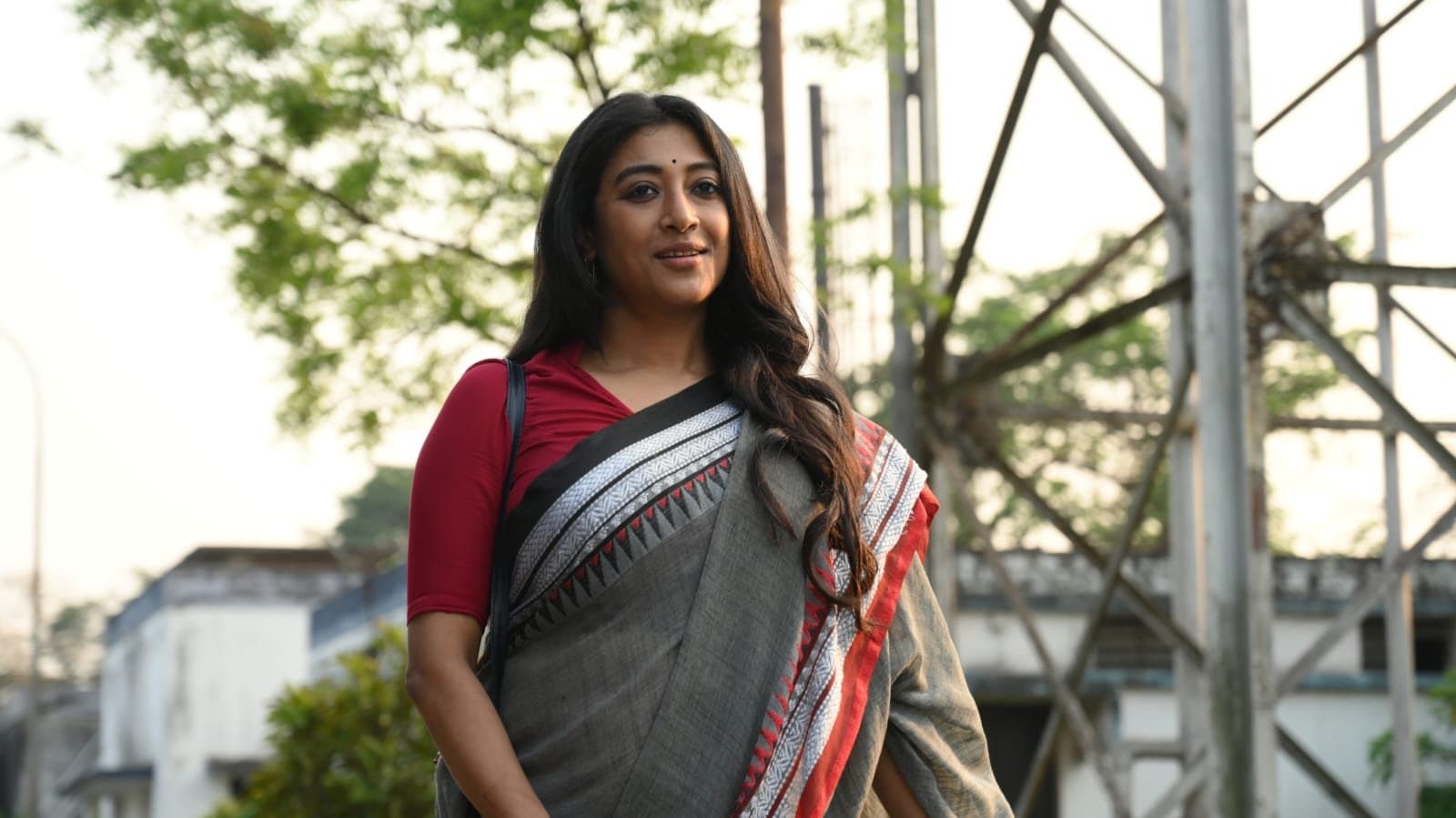 actress paoli dam is starring hoichoi new series kaberi which directed by souvik kundu ent