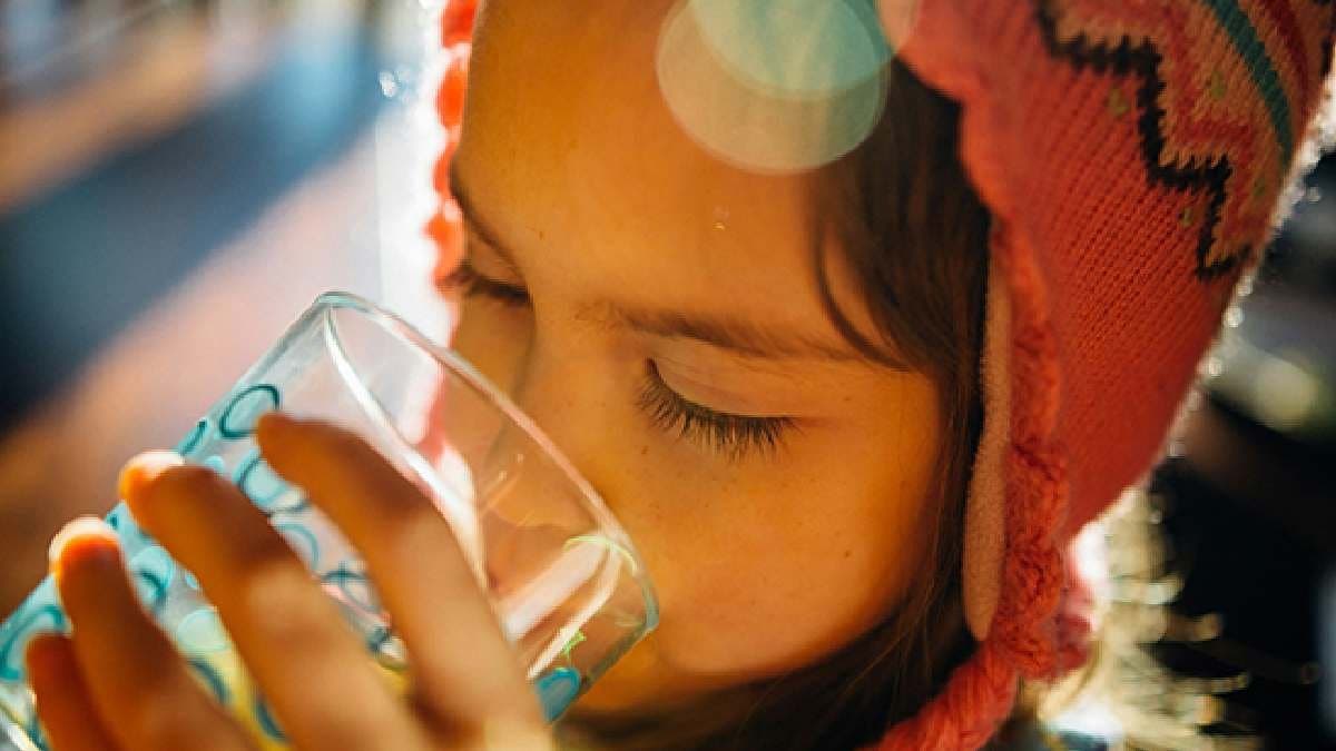 First of Its Kind Study Lists Health Benefits of Drinking More Water Each Day gnr 