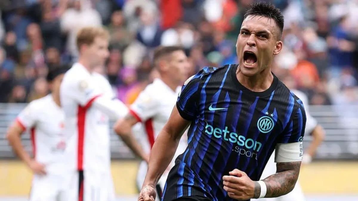 Inter Milan rallies past Urawa and Borussia Dortmund wins in a goalfest match in Club World Cup