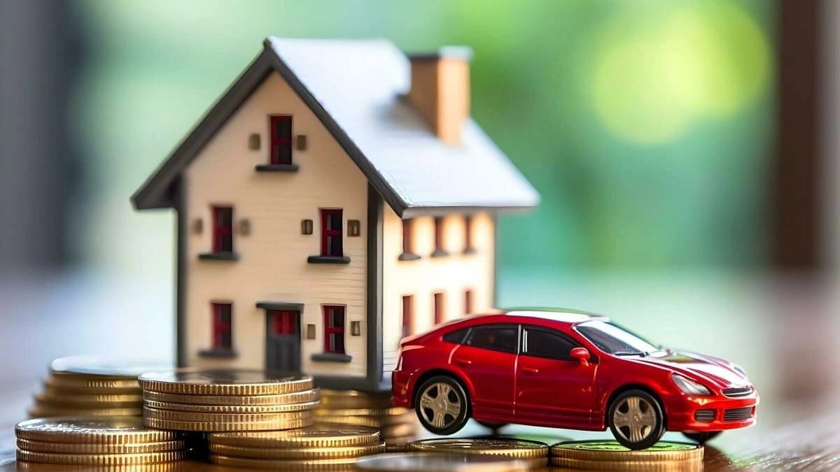 Is it possible to buy a house and a car with a salary of Rs 25000 know the expert advice