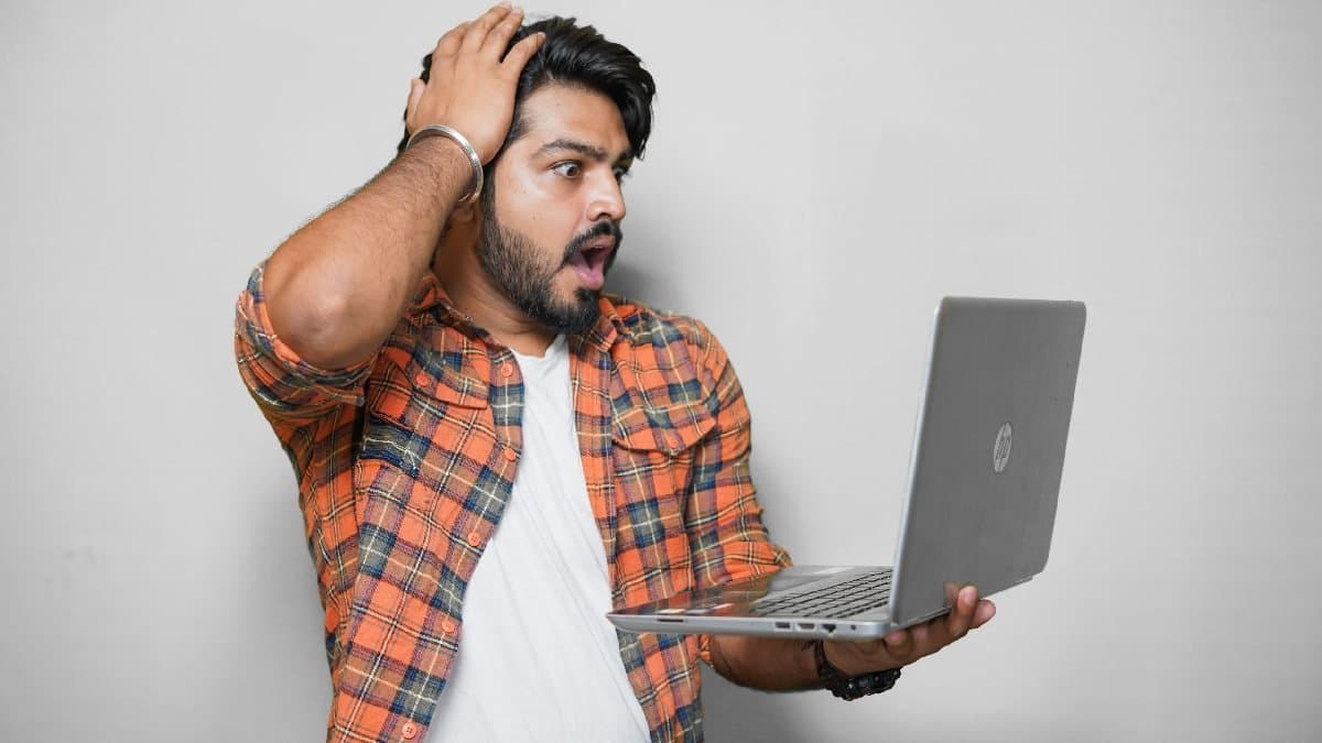 Lover finds out about the real age of Girlfriend