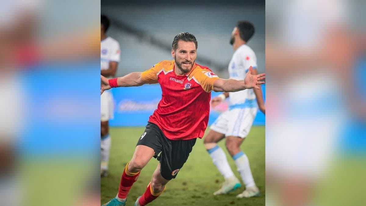 আক্রমণাত্মক ফুটবলই অস্ত্র, জামশেদপুরকে হারিয়ে দশে উঠে এল ইস্টবেঙ্গল
