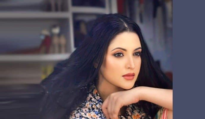 Porimoni: বাংলাদেশের অশান্ত পরিস্থিতির মধ্যে গুরুতর অসুস্থ হয়ে হাসপাতালে পরীমণি, কী হয়েছে তাঁর?
