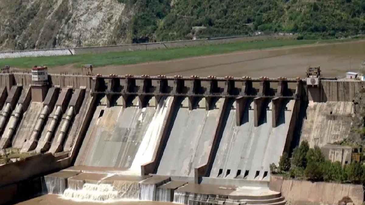 How many dams India needs to deprive Pakistan of Indus Waters
