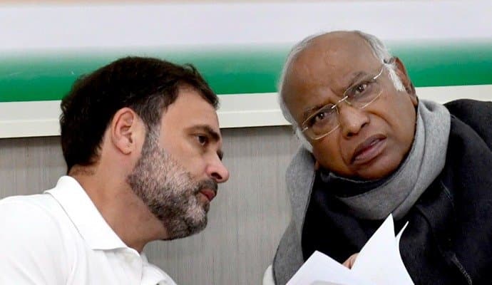 MANIFESTO: কংগ্রেসের নির্বাচনী ইস্তাহারে গুরুত্ব পাবে ‘চাকরির অধিকার’