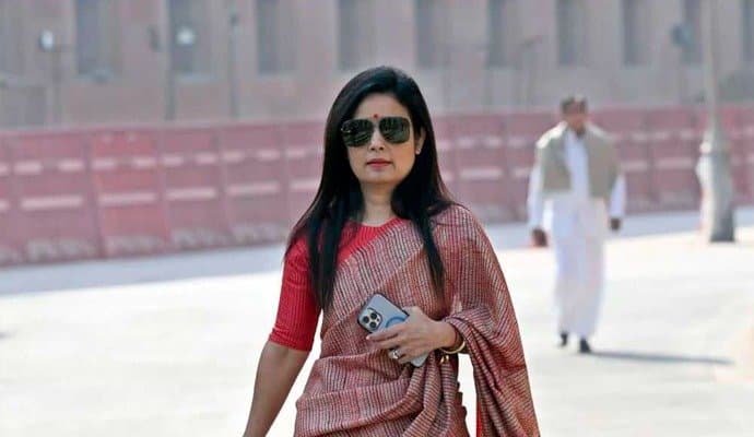 MAHUA MOITRA : এবার মহুয়াকে সরকারি বাংলো খালি করার নোটিশ 