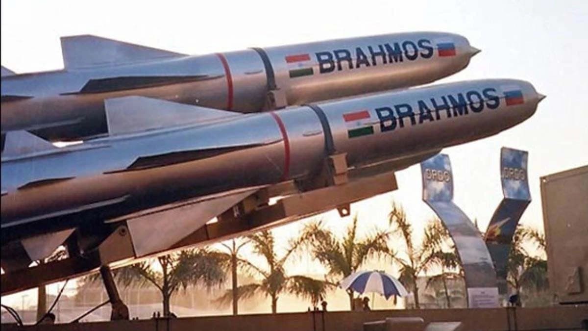 Had only 30 to 45 seconds to react Pakistani PMs aide Rana Sanaullah on Indias BrahMos missile attack