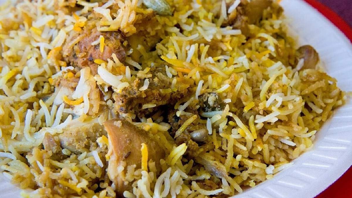 Man eats non-veg inside Annamalai temple premises in Tamil Nadu
