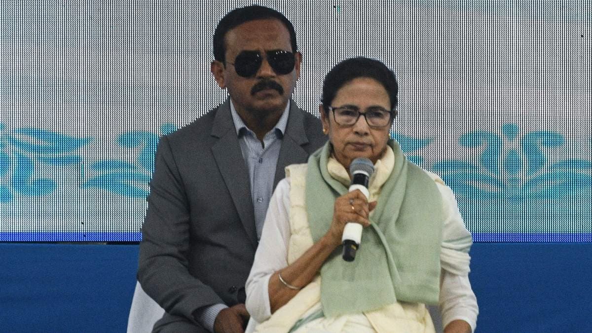 CM Mamata Banerjee warns forest-department not to take extra fees from tourist gnr 