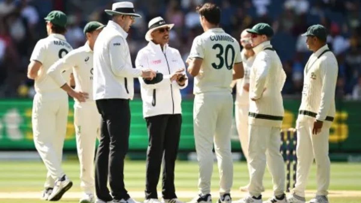 Umpires officiating in international matches earn more than umpires officiating in domestic matches spt 