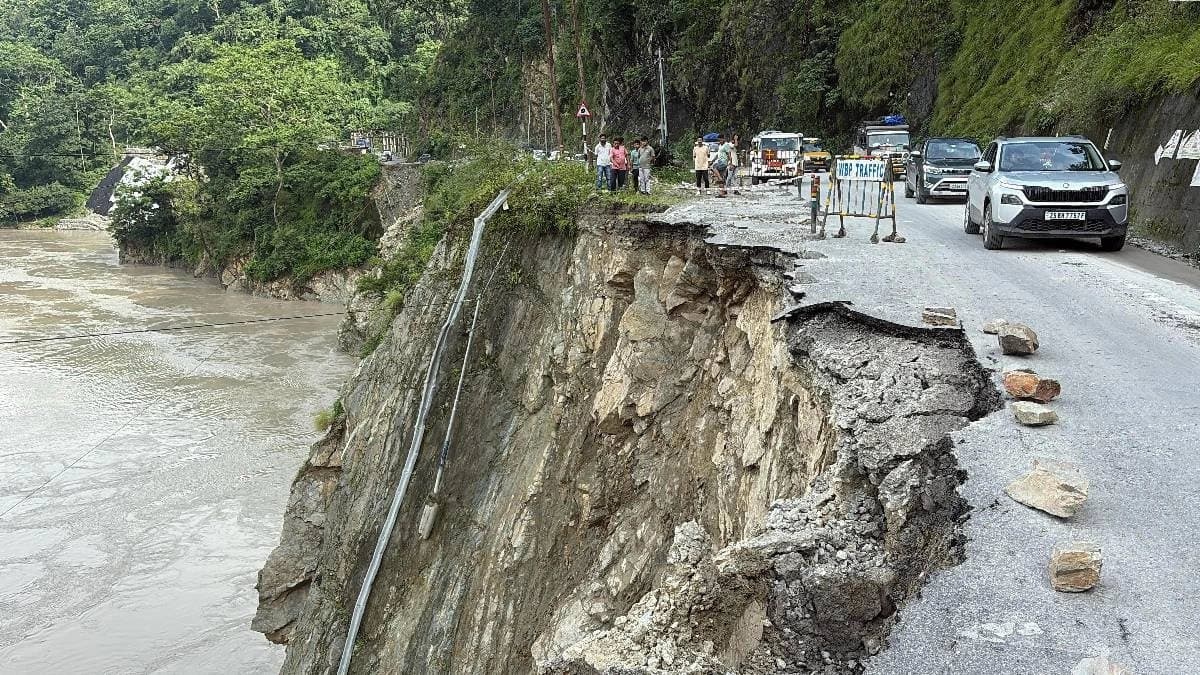 Landslide hit the National Highway heavily in Sikkim area
