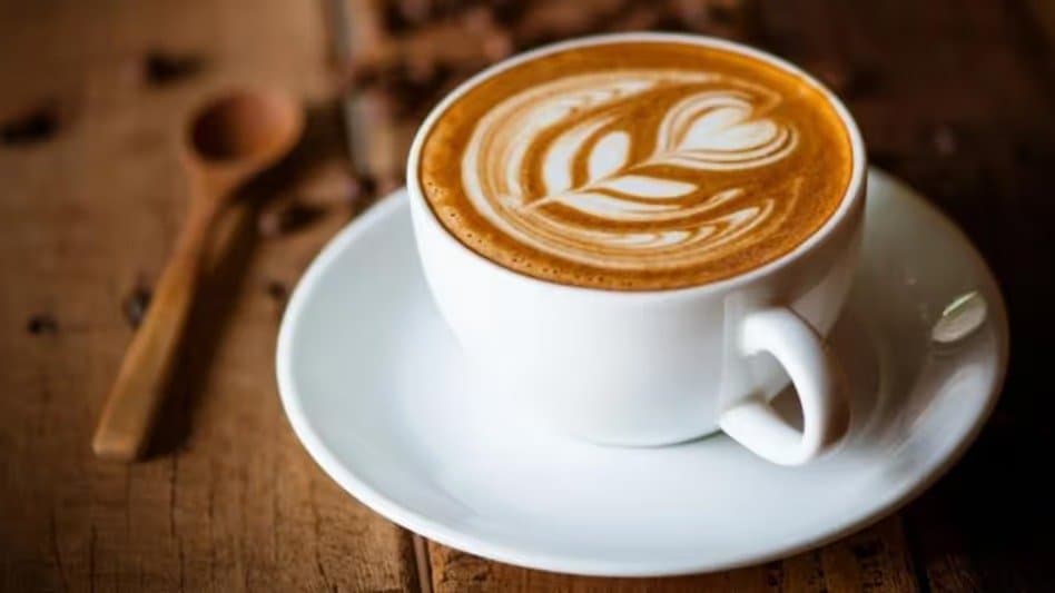 know the impact Of excessive consumption of Black Coffee On Human Eyes  LIF