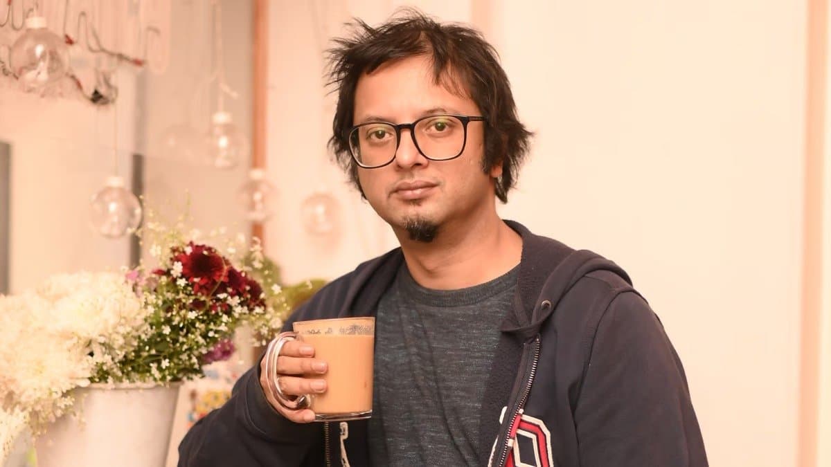 Popular Bengali director mainak bhaumik talks about his new movie bhaggyolokkhi and Bengali movie industry ENT