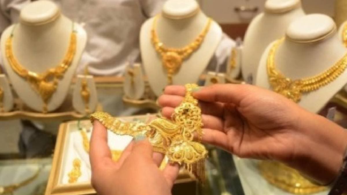 Best Time to Buy Gold for Festival Season Gifts gnr