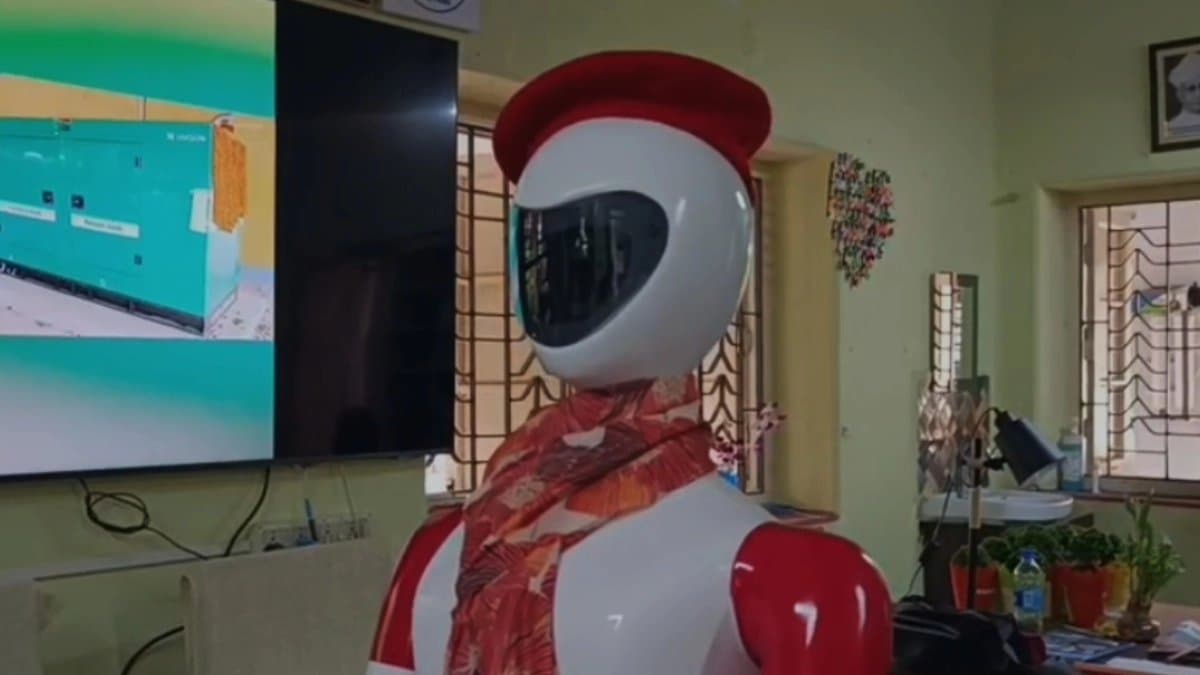 Robot will teach the students 