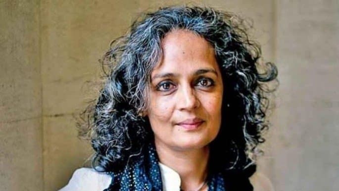 Arundhati Roy: ‘পেন পিন্টার’ পুরস্কার পেলেন অরুন্ধতী রায়